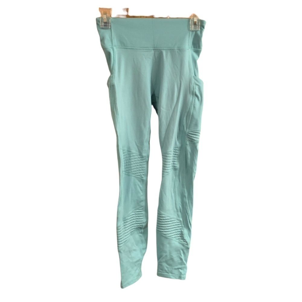 Fabletics Motion365 Anywhere High Waisted Moto 7/8 Leggings in Aqua